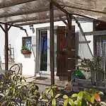 Sotto L'ulivo Bed & Breakfast 3*