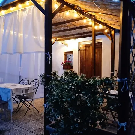 Sotto L'ulivo Frühstückspension 3*