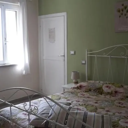 Sotto L'ulivo 3* Mondavio